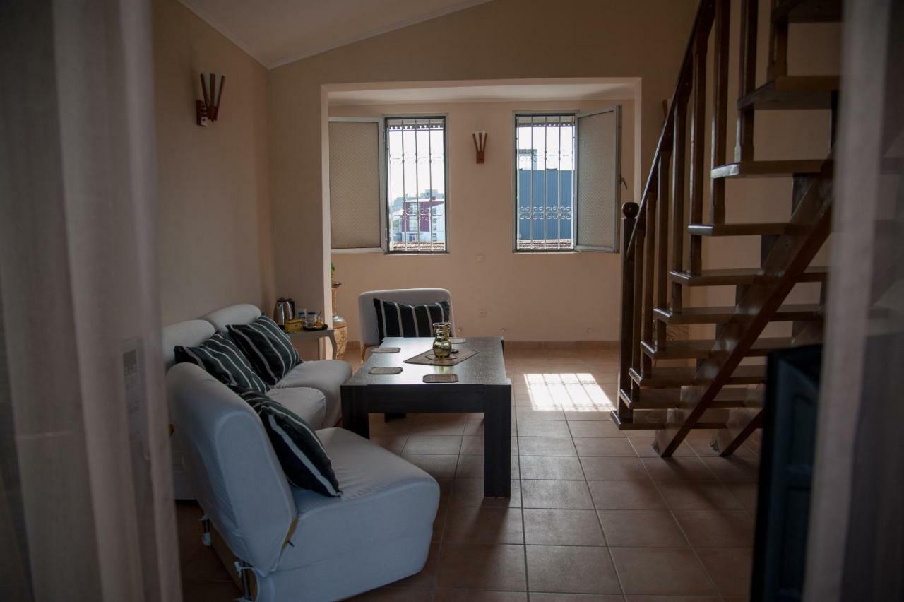 Cozy Guest House In Old Batumi Exterior foto