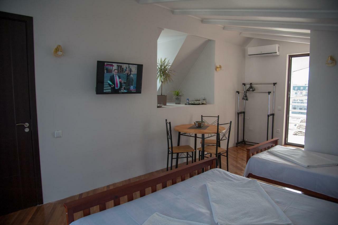 Cozy Guest House In Old Batumi Exterior foto
