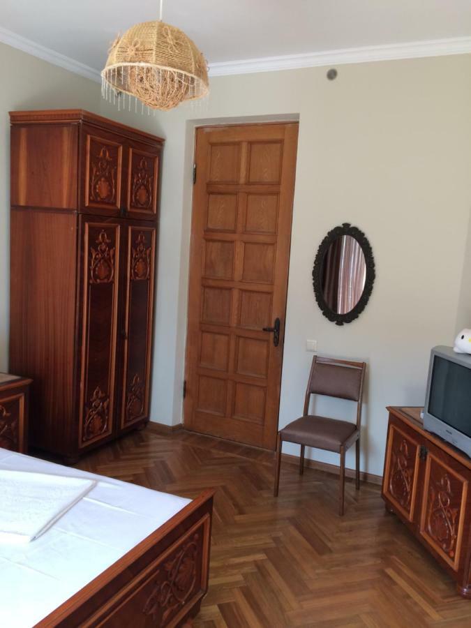 Cozy Guest House In Old Batumi Exterior foto